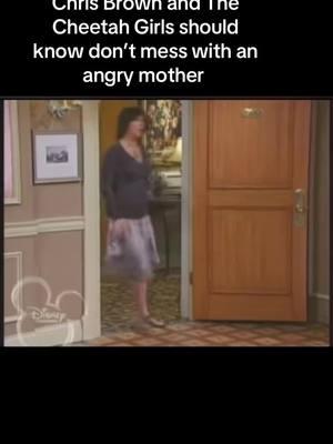 #angrymom #thesuitelifeofzackandcody #suitelifeofzackandcody #chrisbreezy #chrisbrown #thecheetahgirls #cheetahgirls #london #londontipton #maddiefitzpatrick #zackmartin #codymartin #phillewis #kimrhodes #tbt #fyp #ashleytisdale #zackandcody #dylansprouse #colesprouse #disneychannel #disneyplus #disney #😂😂😂 