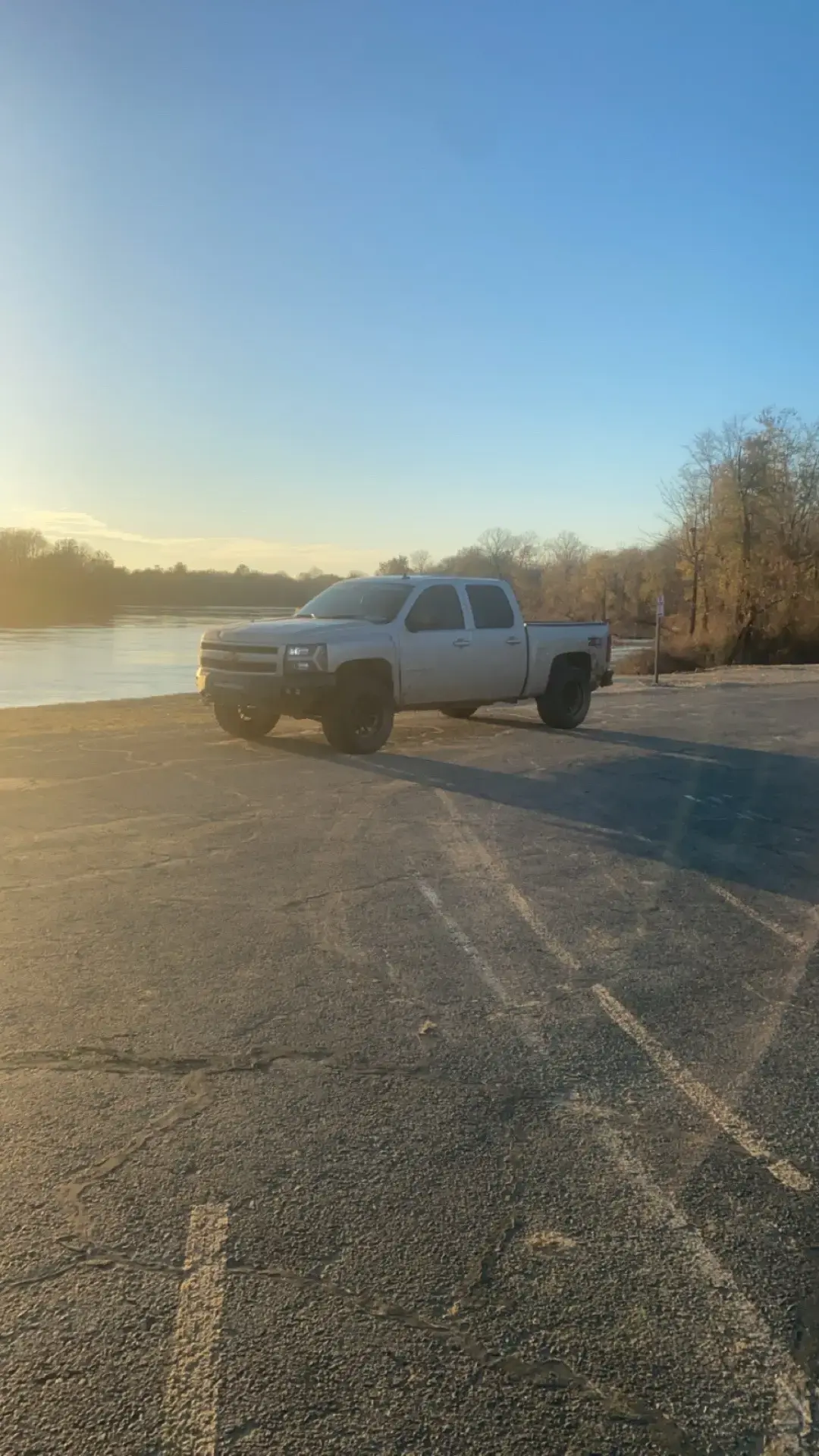 If this truck could talk #fyp #fypシ゚viral #fyppppppppppppppppppppppp #goviral #followme #arkansasboy #addmeonsnap #addmeoninstagram #virall #blowthisup #fypagetiktok #single #singlelife #lonewolf #tired #arkansas 