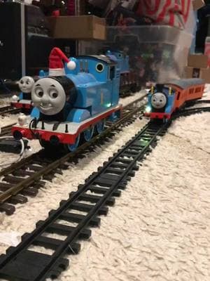 Silly train run 🥰 #thomasthetankengine #thomasandfriends #lioneltrains 