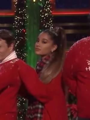 merry christmas !! 🎄 #arianagrande #jimmyfallon #viral #trending #arianatok 