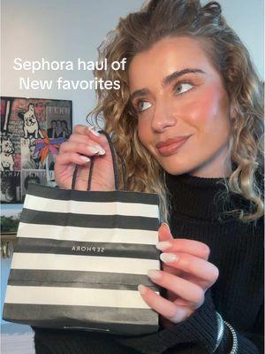 Sephora haul of some new favorites 🎄❤️ Am I missing any winter staples you guys LMK LMK. Ily & MERRY CHRISTMAS 🎅🏼 #imtorielyse #sephorahaul #blushhack #sephora 