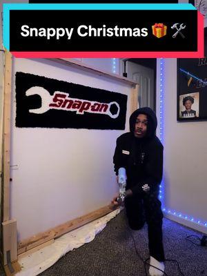 I will make a part 2 giving the gift Friday… MERRY CHRISTMAS TO THE PPL WATCHING ON CHRISTMAS 🎁🤩#happyholidays #christmas #dieselmechanic #mechanic #kaigokrazzi #mechanicsoftiktok #mechaniclife #fyp #snapontools #snapontoolbox #toolbox #professionaltools #tuftingrugs #tufting #carpet