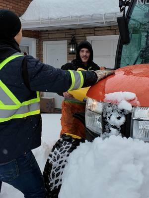 4 days battling record snow with 50 operators! Watch the full video now on YouTube! ❄️🚜 #snowremoval #snowremovalservices #snowblowing #snowplowing #snowbusiness #christmas #merrychristmas🎄