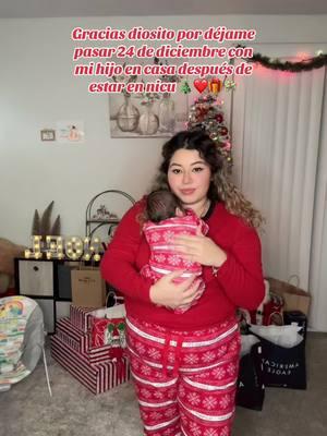 Mi bebé prematuro ya casi cumple 2 meses 🥹🥹☺️🫶🫶❤️ y #primernavidadsiendo4 #tumi24dediciembre #paratii #sigueme #viraltiktok #navidadentiktok #nicubaby #nicumom #foryoupage #bebeprematuro #33weekspregnant 