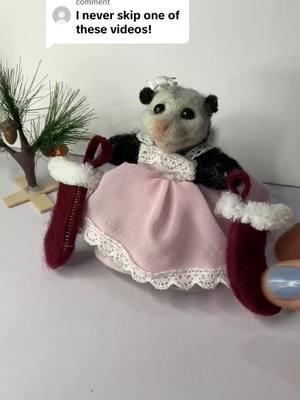 Replying to @undercover boss do you want to see what the opossums got for CHRISTMAS!?! merry Chrimi ya’ll! #christmas #adventcalendar #opossum #possum #felting #homemade 