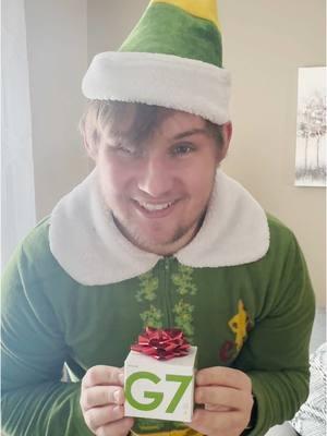 Don’t be a cotton headed ninny muggins when it comes to monitoring your glucose levels this Holiday season! With the help of Dexcom G7, Warriors like @Alex Tolwinski can keep track of his levels while enjoying holiday fun.    #DexcomWarrior #Dexcom #DiabetesManagement   #DexcomG7💚