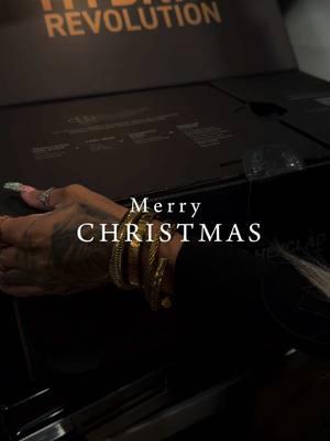 Merry Christmas 💕 #merrychristmas #hexclad #pots #hexcladcookware #cheframsey #cooking #cooking #potsandpans #chrismas2024 @HexClad @Gordon Ramsay 