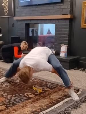 Paperbag Challenge, we have a winner! #paperbag #lol #laugh #christmasgames #family #games 