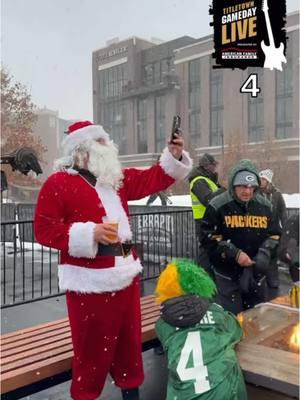 STILL THINKING ABOUT HOW SANTA BROUGHT US THE DUB LAST GAMEDAY #titletown #gameday #santa #greenbay #christmas 