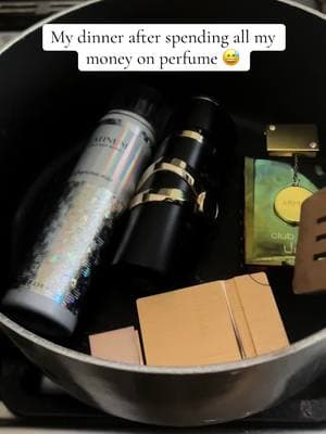 I love perfume 🥰💕 #perfumetiktok #perfumecollection #perfumecommunity #scents #arabianperfume 