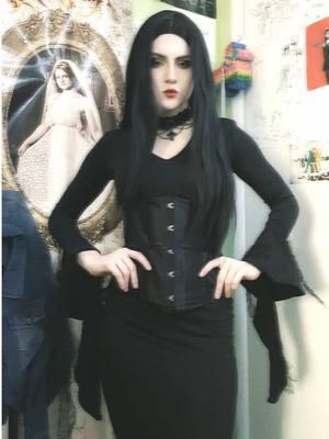 Happy Holidays everyone! #morticiaaddams #morticia #addamsfamily #addamsfamilyvalues #addamsfamily2 #morticiacosplay #addamsfamilymusical #cosplaytransition 