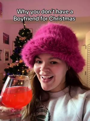 TIME TO FALALALA IN LOVE WITH YOURSELF THIS CHRISTMAS!! #fyp #datingadvice #single #dating #nyc #datingnyc #whymendontlikeyou #flirting101 #newyork #christmas 