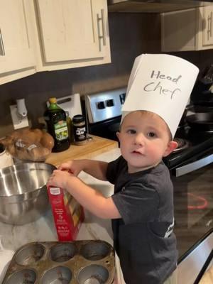 Cooking with Cutter Wade! #fypシ゚viral #tiktokfood #kidscooking #allsmiles #teachemyoung #headchef #gordonramsay #baking #cupcakes #sprinkles #yumm 