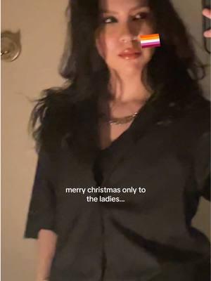 what did u get for christmast🫣?                                                       #wlw #eemmdinhousen #fyp #pov #lgbt #lesbian #🏳️‍🌈 #christmas 