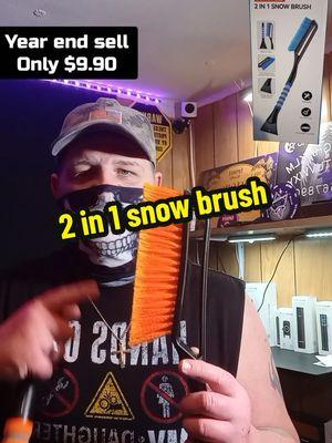 2 in 1 snow brush  @HIRALIY  #christmas #TikTokShop #snowscraper #brush #snow #endofyearsale #newyear #fyp #johnboyscreepycontent416 #2in1snowbrush #endoftheyear 