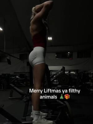 #gymgirl #gym #gymchristmas #liftmas 