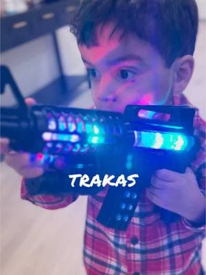 Trakas HDSPM #trakashdsptm #luisrconriquez #musica #meme #fypage #grandmasboy #grandmasoftiktok #jajaja #lovethatboy #foryour #hahaha #papito #familytime 