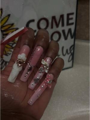 Yall won’t believe these are press on NAILSSSS!!😍😍 Shop @Dear Tofi Nail Shop   •style:MG222 #pressonnails #tofinails #fyp #explorepage #longnails #nailcam 