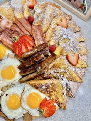 Homemade breakfast is best 🥰 Merry Christmas, everyone! #samongo #breakfast #christmas #family 