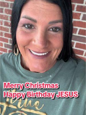 Merry Christmas and most importantly HAPPY BIRTHDAY JESUS OUR SAVIOR #merrychristmas #louisianacheck #FAMILY #food #friends #cookinwithhalthecajunladyaccent 