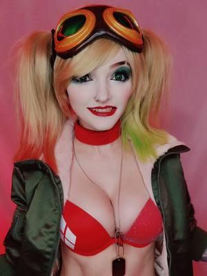 She's not WRONG #HarleyQuinn #HarleyQuinnCosplay #HarleyCosplay #ChristmasHarley #ChristmasHarleyQuinn #ChristmasHarleyCosplay #ChristmasHarleyQuinnCosplay #HolidayHarley #HolidayHarleyQuinn #DCComics #DCCosplay #DCComicsCosplay #FYP #DIY #Revenge 