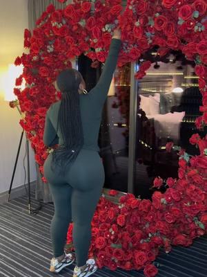 A Day in the Life of a Vegas Luxury Decorator❤️🌹 : Come behind the scenes as we create a stunning romantic setup and unveil our showstopping 7-Foot Giant Red Rose Heart at the Cosmopolitan Hotel. Watch the magic unfold ✨ Full of love 🌹❤️🏹Turn Moments into Memories with Nini Luxury Decor! 🌹Elevate your event with our Giant Red Rose Heart! Standing an incredible 7 feet tall, this luxurious piece is now available for rent. Perfect for romantic setups or statement decor – because your special day deserves nothing less than extraordinary.❤️ #hotelroomdecor #romantichotelsurprise #romantichotelroomdecor #romanticdecoration #lasvegas #vegasdecor #hotelroomdecor #decoratedhotelroom #vegasroomdecor #romanticroomdecor #vegas #birthdayroomdecor #hoteldecorations #blackballoons #asvegasdecor #birthdaydecor #vegasbirthday #lasvegasbirthday #birthdayroomdecor #cosmopolitanlasvegas #thecosmopolitanhotel #proposal #redheart #heart 