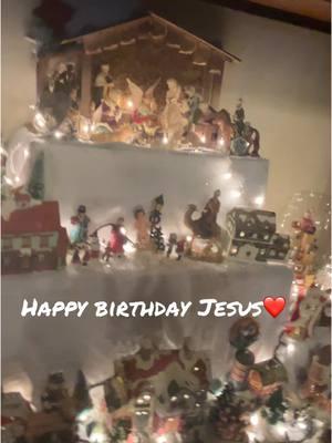 #christmas #christmas2024 #hapoybirthday #jesuslovesyou #jesusbirthday #felizcumplanos #catholic #hesthereasonfortheseason #dios #niñitodios 