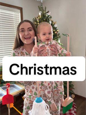 CHRISTMAS 🎄 #toddlersoftiktok #MomsofTikTok #mom #momlife #christmas #familyof3 #baby #dancingbaby #bamboo #sonny #babydance #baby #dancer #dance 