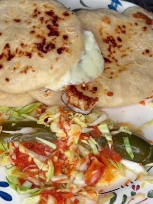 Respuesta a @Adamaris #pupusasdequeso #pupusas #viralforyou 