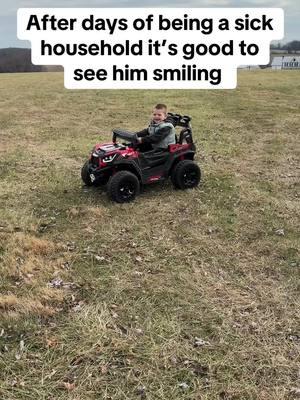 Someone got a RZR to match his daddy’s #rzr #rzr1000 