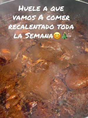 Ya quedó lista la #cenanavideña un poquito de lo tradicional #molerojodepollo #arroz #pozoleblancodepuerco #pozolerojodepollo les deseo que tengan una feliz Navidad mi Hente Hermosa🙏🎄❄️🎁12/25/2024