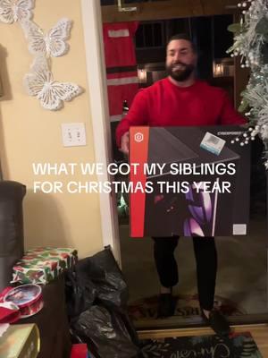 Tell me you’re the oldest without telling me 🤣❤️ Merry Christmas 🎄🎁  #fyp #christmas #christmasgift #oldestchild #oldestsibling #gamingsystem #ps5 #65inchtv 