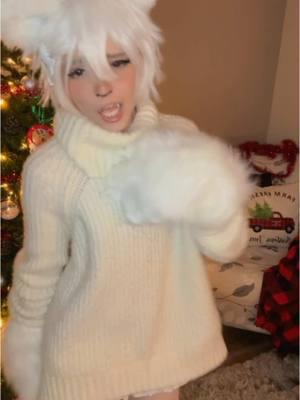 How was everyone's christmas??? :33  🎄🐻‍❄️ #cosplay #polarbear #polarbearkemonomimi #kemonomimi #feminineboy #femboy #christmascosplay #cosplayer 