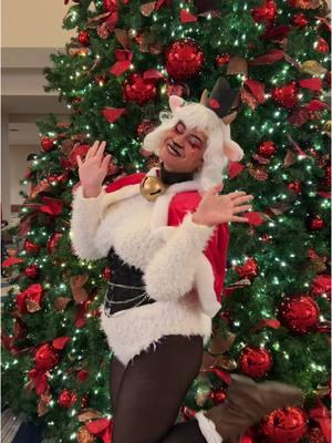 Obligatory lamb dance to celebrate Christmas 🎄🎁  Hope everyone had an amazing Christmas this year ❤️ ##christmas##cotl##cultofthelamb##lambert##holidaymatsuri##holidaymatsuri2024