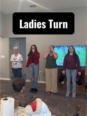 Who stayed in the box? Part 1 #cottoneyedjoe #christmasgames #ladies 