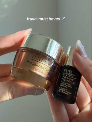 mini skincare set perfect for traveling @Estée Lauder #esteelauder #esteelauderpartner #advancednightrepair #skincare #skincareset #travelskincare #travelskincarekit 