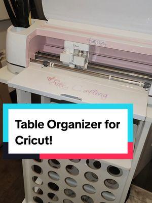 The perfect Small spqce storage organizer for Crafters! #Organizer #craftroom #crafttable #rollingtable 