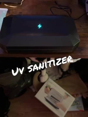 #uvsanitizer #phones #clean #germfree #letsgo #alabama #fyp #foryou #viral #trending #phonesoap #uv 