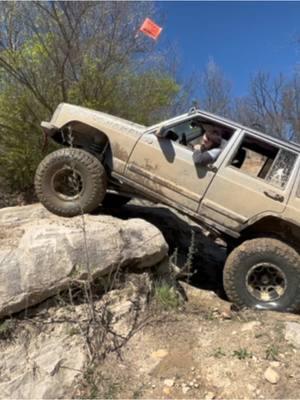 Badlands Off-road Park #fyp #nbdoffroad #jeep #badlandsoffroadpark #xj #cherokee 