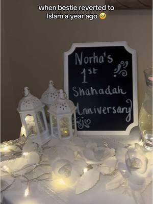 HAPPY SHAHADAH ANNIVERSARY! @Norha I’m so proud of you! May Allah preserve you and continue to guide you my love! #muslimtiktok #revert #muslimah Shoutout to my girls @FoQalif @Hamdi Abdinasir 💕