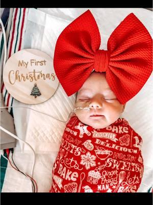 Indigo’s first Christmas in the NICU 🥹😭🎄🎅🏻 #greenscreen #34weeks #34weeker #bornat34weeks #firstchristmas #nicu #preemie #nicubaby #nicumom #nicustrong #nicujourney #girlmom #momofgirls #babygirl #13daysold #christmas 