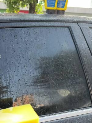 Solve the problem of automobile glass oil film.#car #fpy #goodcar #clean #carwash 