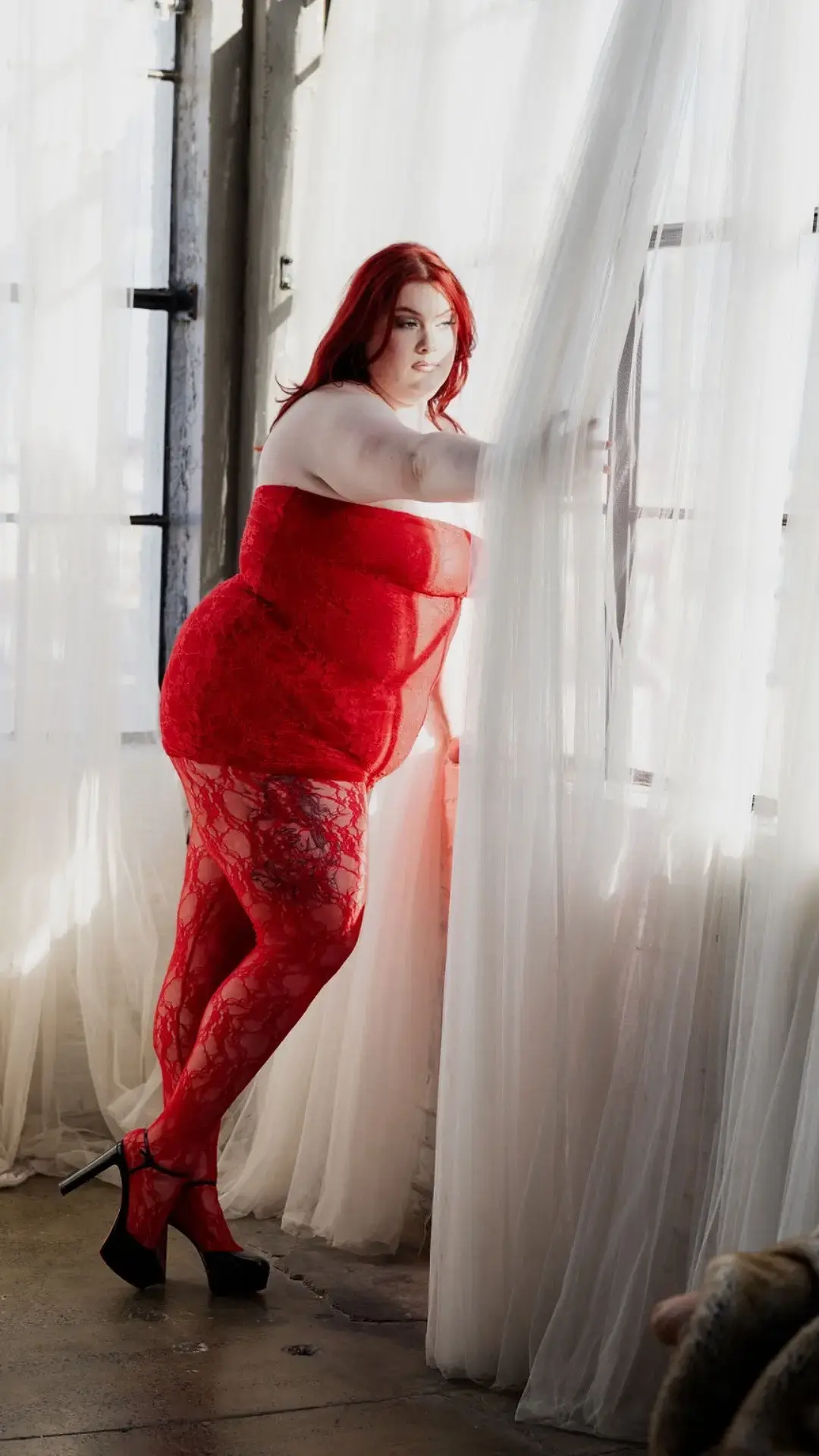 #plussizemodeling #redhair #makeup #boudoir #photoshoot #plussizefashion 