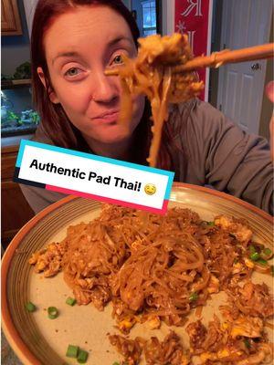 For Authentic Pad Thai that tastes like it's straight out of a restaurant, the price for this SIX PACK is amazing 🤩👌🏼 #padthai #padthainoodles #padthaimukbang #mukbang #yummythaifoods #thaifood 