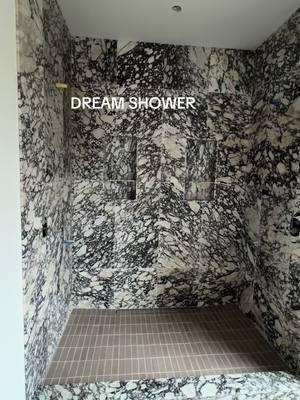 #marble #shower #showerdesign #interiordesigner 