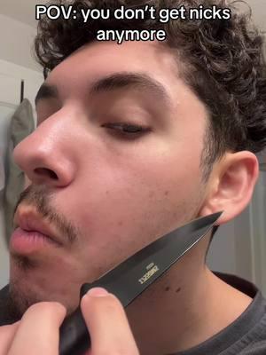 Chat is this optimal? Philips one blade no joke  #trending #philipsoneblade 