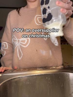 yeah i wasn’t bagging this, im spending time with my family instead. happy holidays everyone! #oversupplier #pumpandpour #pumpingmom #pumping #lactation #lactationsupport #postpartum #2under2 #milkdonor #donor #nursingmom #MomsofTikTok #nursingmomsoftiktok #pumpingmomsoftiktok 