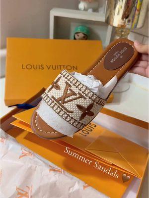 Affordable summer sandals! . . #fashionhaul #designerhaul #asmrunboxing #summersandals  #SummerFashion #haul #affordablefashion  #bougieonabudget #shoppinghaul 