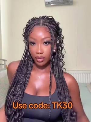 💥Hand-tied invisi-lnot HD Full Lace goddess braiding wig, who wants? #braidlovers #braidstyles #braidedhair #braidedwigs #knotlessboxbraids #knotlessbohobraids #braidbob #bobbraids #feedinbraids #explore #blackgirlsrock #braidposts #blackbraids #braidsbraidsbraids #braidponytail 