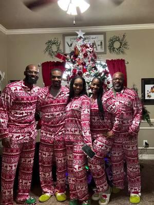 #codycorykranay #codycorykranaysmom #mavisandzurisgrandma #fyp #for #MerryChristmas2024 #ChristmasCheer #HolidaySeason #codycorykranaymom #ChristmasPajamas #FamilyPhoto #HolidayTraditions #PajamaParty #ChristmasSpirit #FamilyMoments #MatchingPajamas #foryo #HappyHolidays2024 